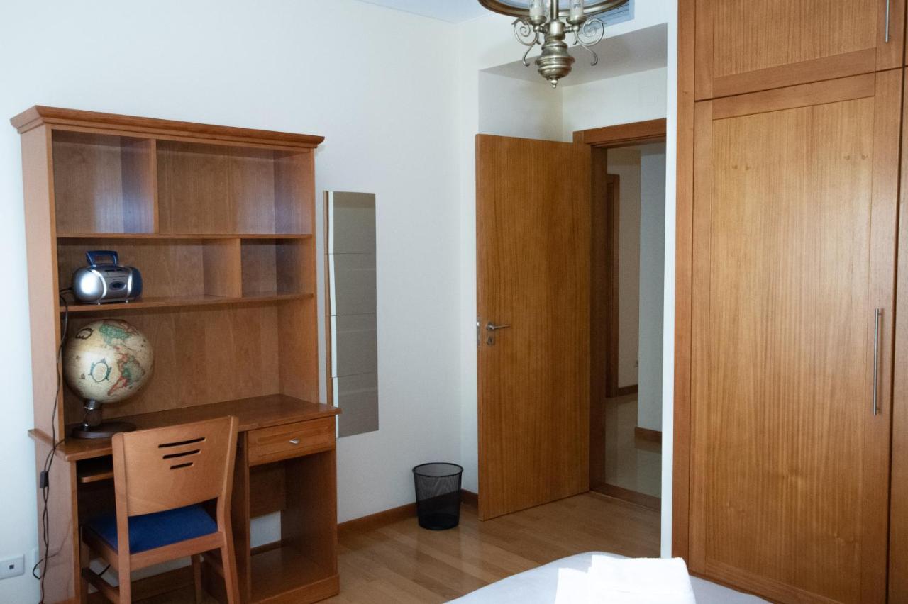 Vizinha'S Mommy'S Apartment 蓬塔德尔加达 外观 照片
