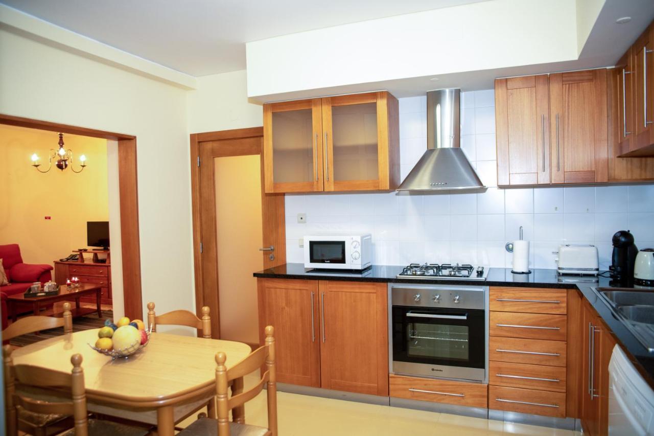Vizinha'S Mommy'S Apartment 蓬塔德尔加达 外观 照片